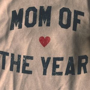 Favorite daughter mom of the year sweatshirt medium